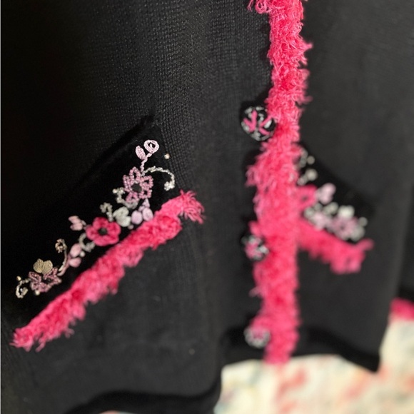 Vintage Storybook Knits Black and Pink Cardigan - Picture 7 of 13